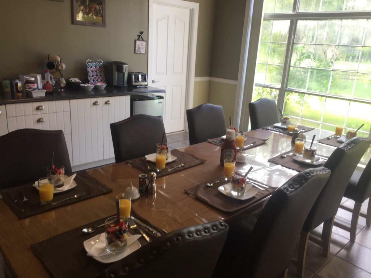 לינה וארוחת בוקר Floral City Rock Pointe Ranch מראה חיצוני תמונה